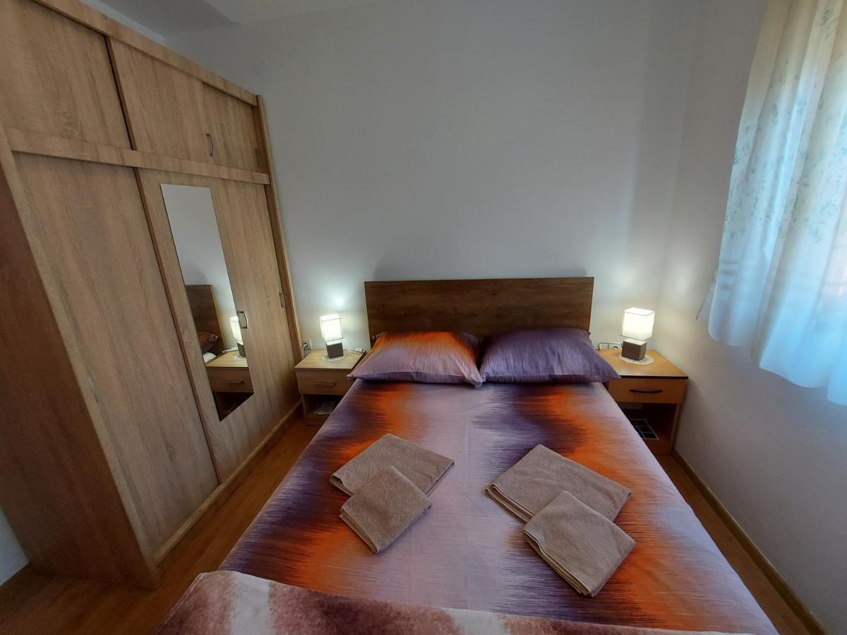 Apartman Porat Lägenhet Pula Exteriör bild